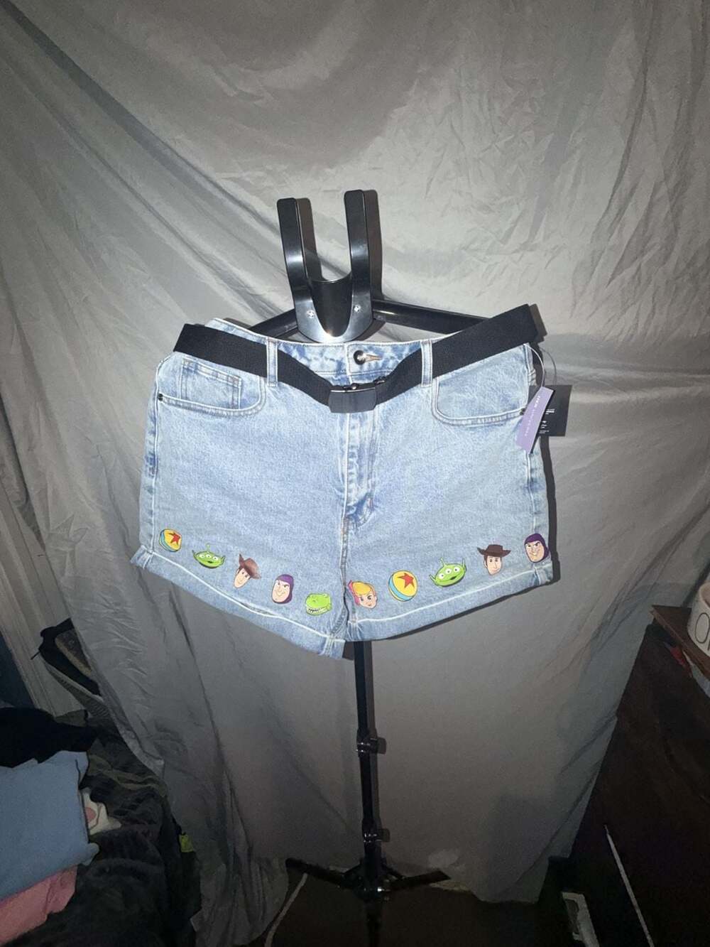 Her Universe Disney Pixar Toy Story Denim Shorts Size 15
